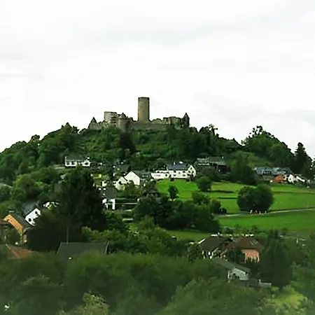 Df Am Ring Hotell 3*